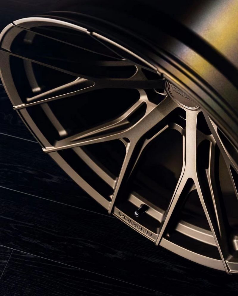 VOSSEN 4.jpg